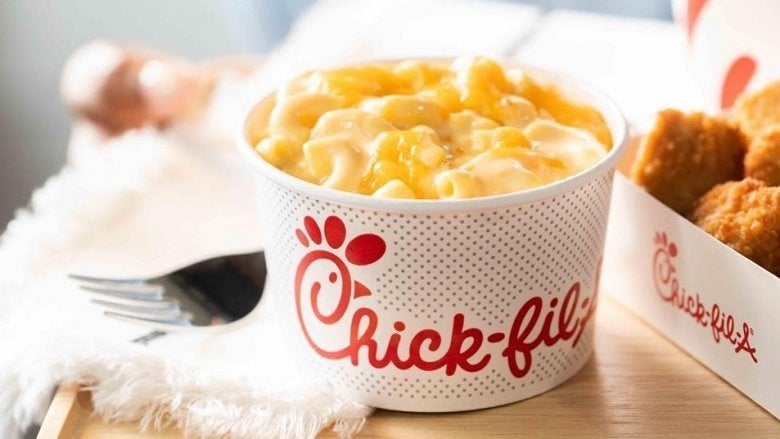 For+its+newest+side%2C+Chick-fil-a+is+offering+mac+and+cheese.