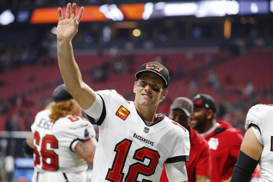 Brady+played+with+the+Tampa+Bay+Buccaneers+for+three+seasons.+Before+joining+the+franchise+the+team+was+in+a+rough+patch+with+having+not+make+the+playoffs+since+2003.+A+year+after+joining+the+Buccaneers%2C+the+team+was+already+back+in+the+playoffs+and+got+a+super+bowl+ring+to+top+it+off.+