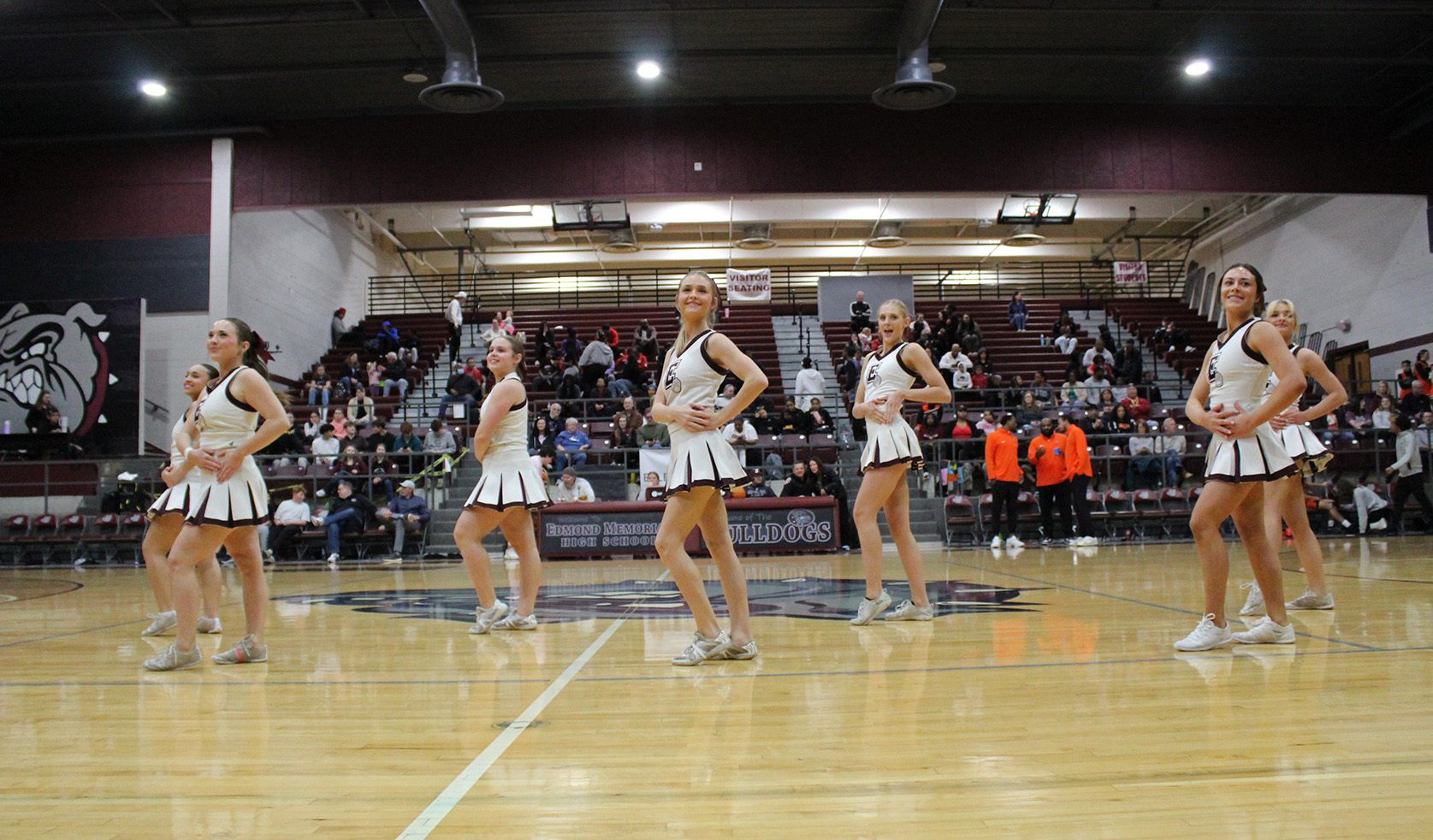 Varsity bulldogs vs. Putnam City basketball