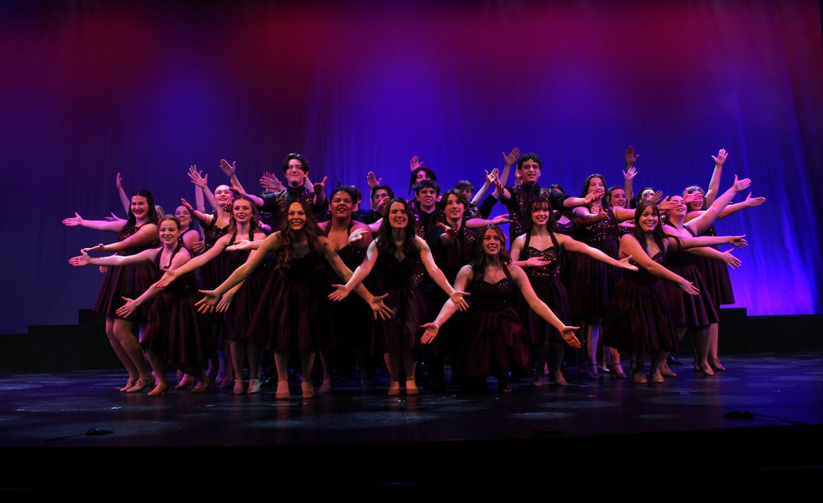 Memorial's Act II show choir in Follies 2025.