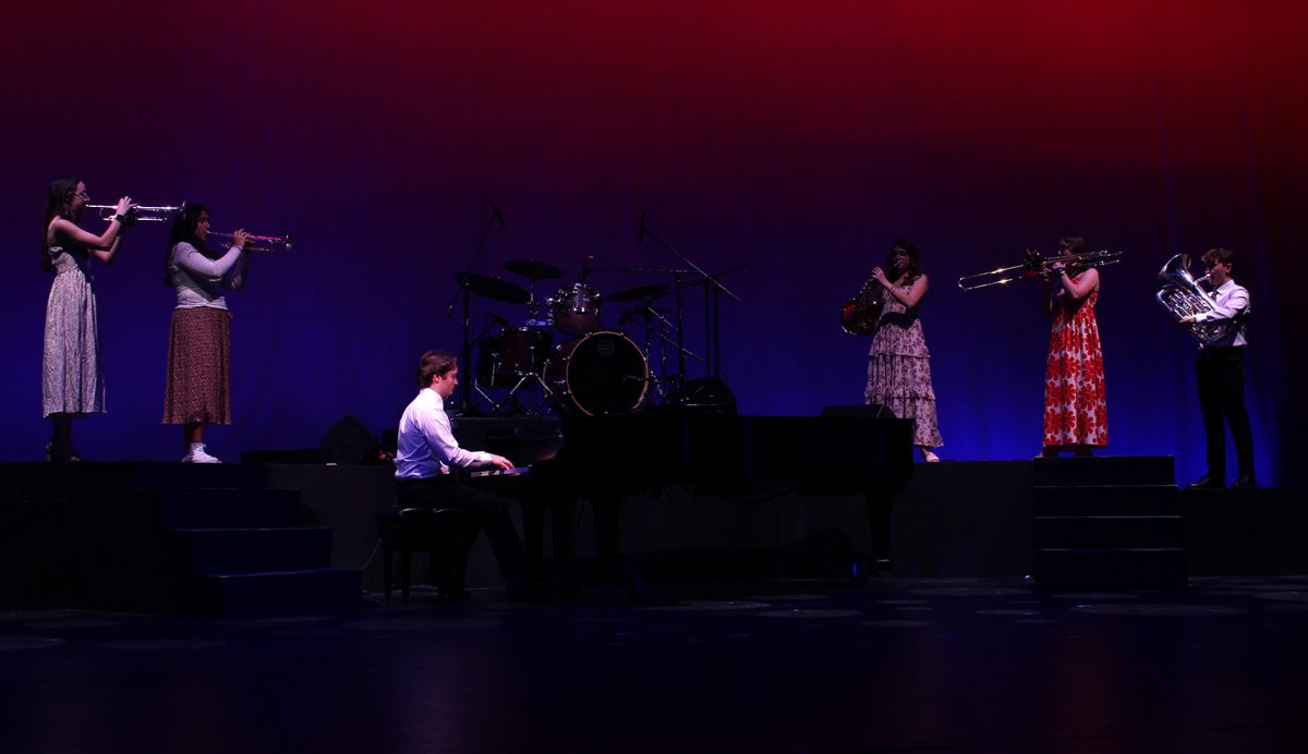 Madison Coffey, Carter Guthrie, Makenna Mack, Amy Renwick, Anna Vitiello and Mathew Van Dam performing "Can't Help Falling in Love."