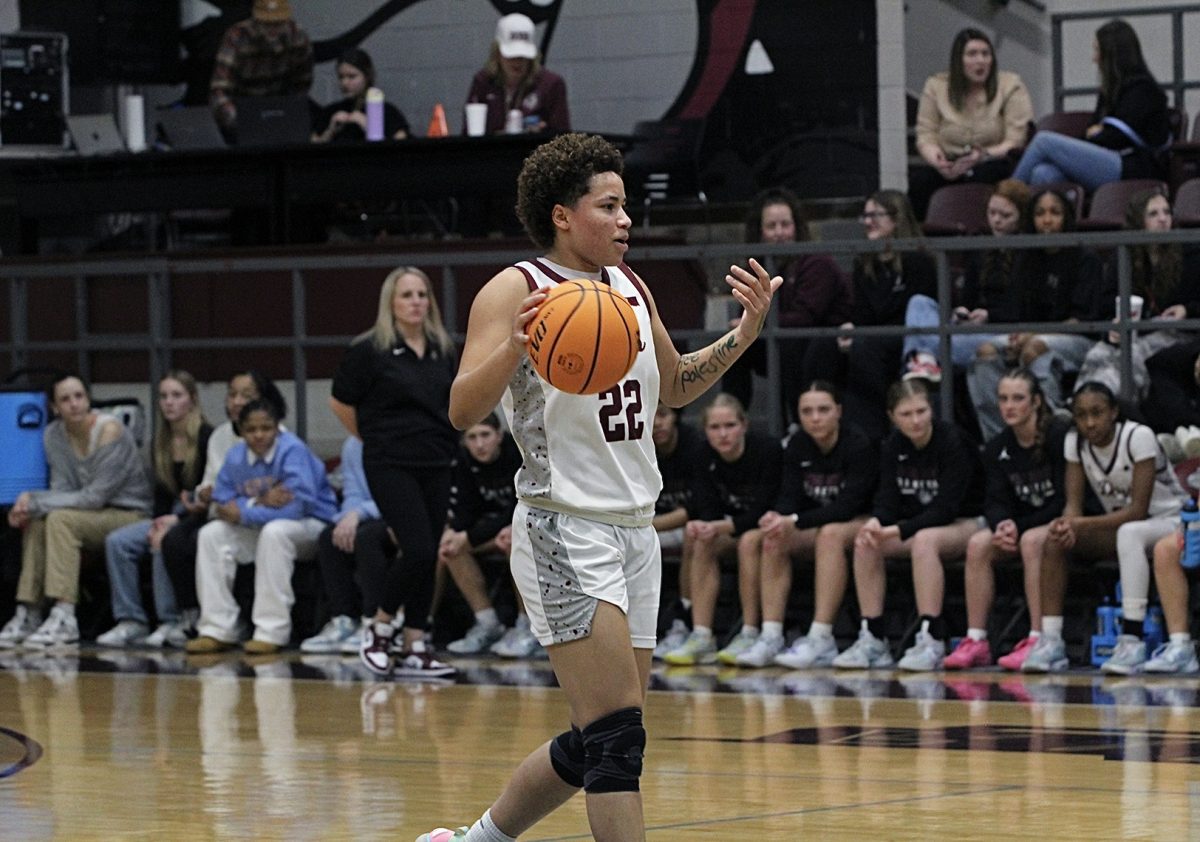 Senior Janiyah Williams signalling to her team the next play.