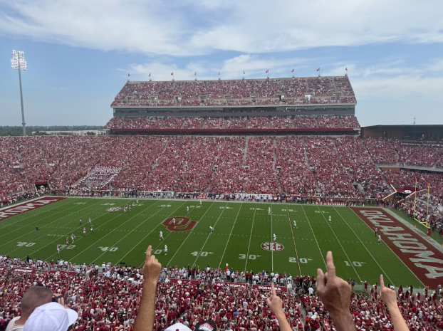 Oklahoma defeats Auburn 24-17 in a last minute safety.