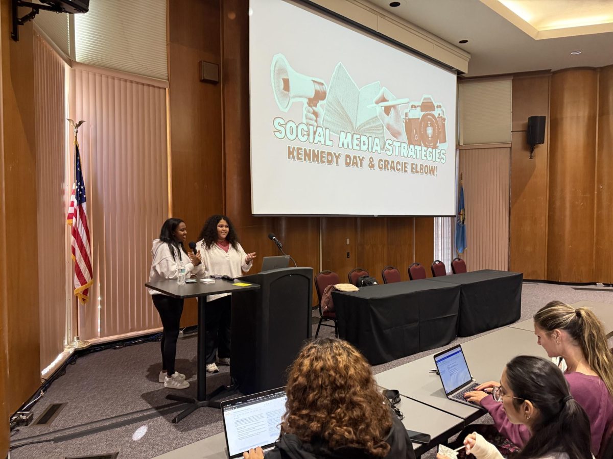 Editors Gracie Elbow and Kennedy Day hosted a workshop about social media strategies at OU during Fall Media Day.