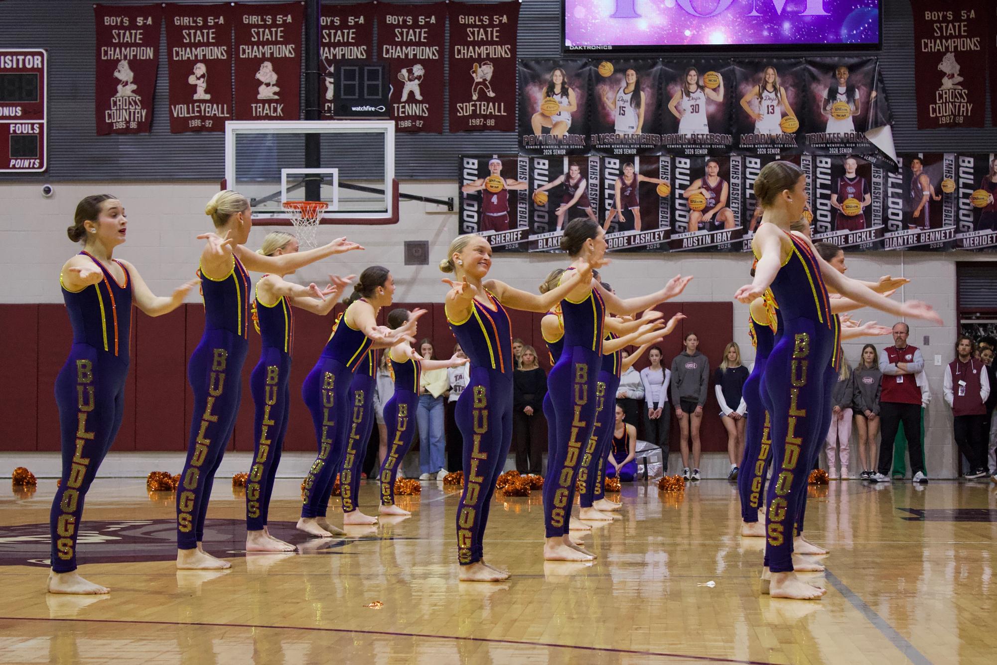 Pom's elite 5-peat